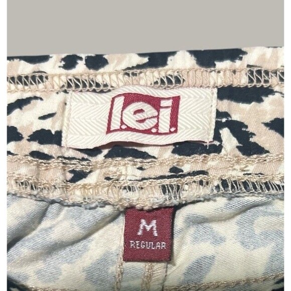 LEI Women’s Jeggings Medium Cheetah Animal Print Stretch Pull-On Pants NEW - Picture 3 of 4